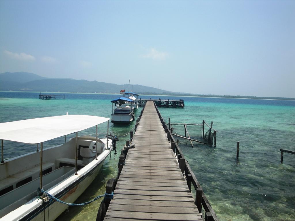 Menjangan Resort Karimunjawa Buitenkant foto