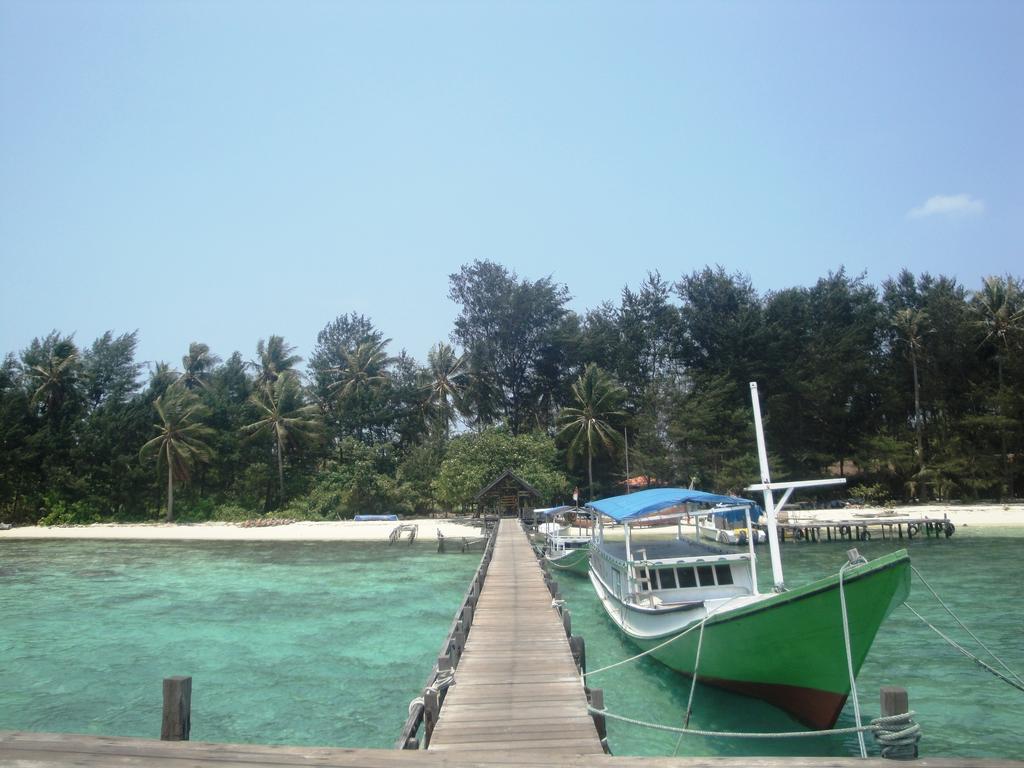 Menjangan Resort Karimunjawa Buitenkant foto