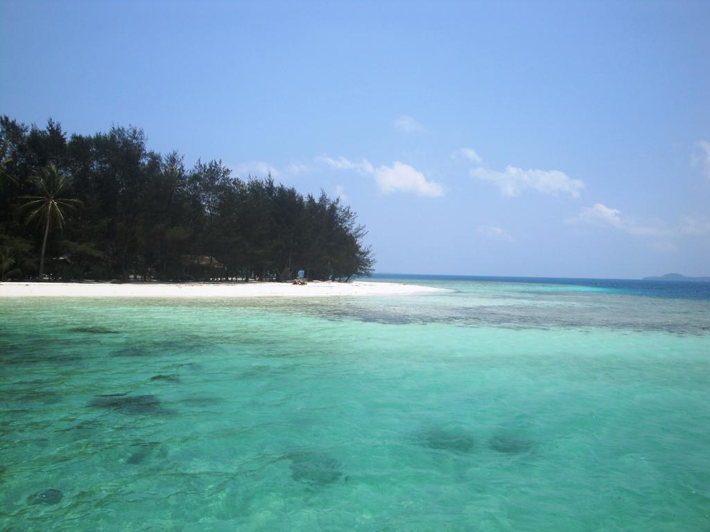 Menjangan Resort Karimunjawa Kamer foto