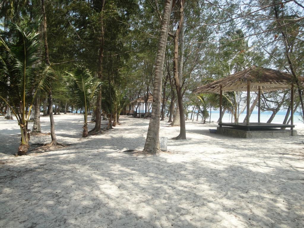Menjangan Resort Karimunjawa Kamer foto