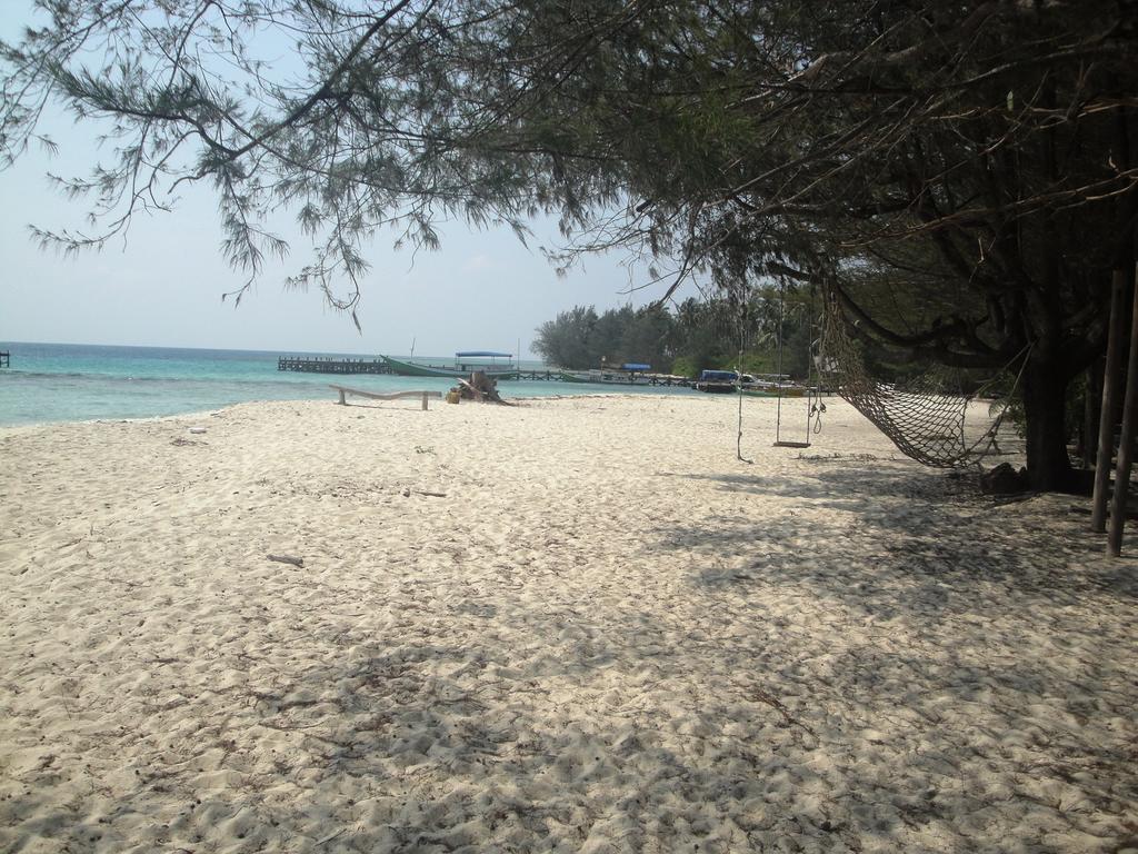 Menjangan Resort Karimunjawa Kamer foto